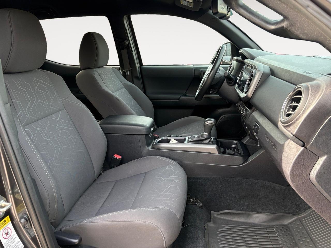 2017 Toyota Tacoma TRD Sport, HARD TONNEAU COVER, NAVIGATION, BACKUP CAMERA, TOW PACKAGE, LOW MILEAGE, APPLE CARPLAY/ANDROID AUTO, THIS TACOMA IS LIKE BRAND NEW! Virginia Beach VA