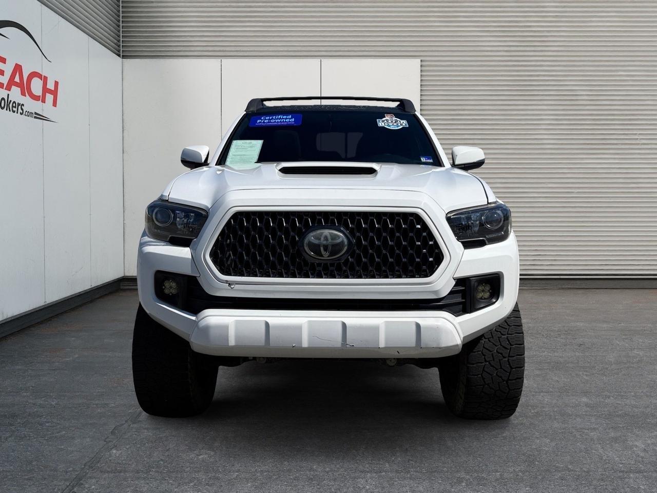 2017 Toyota Tacoma TRD Sport, HEATED SEATS, POWER MIRRORS, NAVIGATION, BACKUP CAMERA, PUSH BUTTON START, BED LINER, TOW PACKAGE, RUNNING BOARDS, POWER SLIDING REAR WINDOW, SUNROOF, APPLE CARPLAY/ANDROID AUTO, LOW MILES, CLEAN CARFAX! Norfolk VA