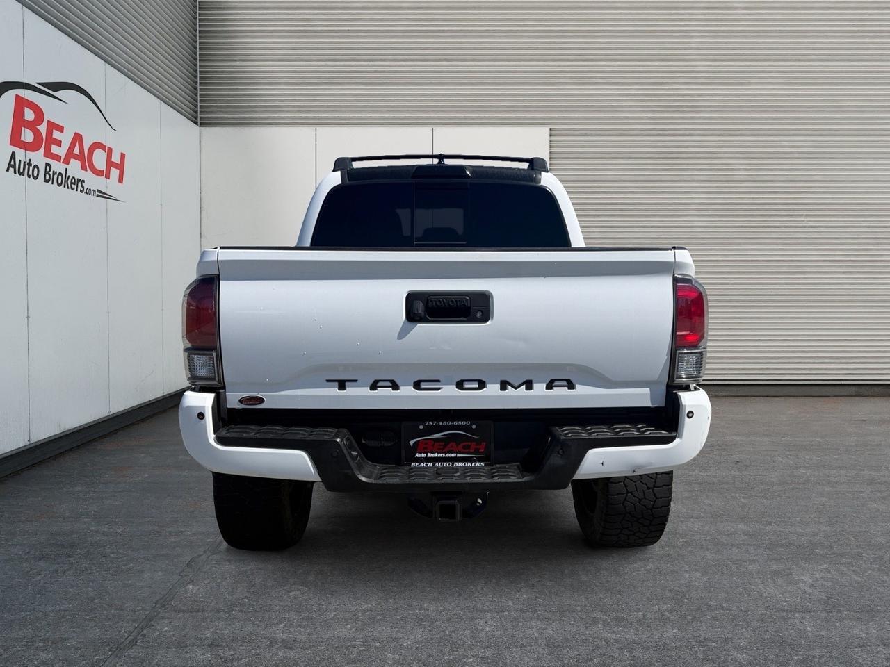 2017 Toyota Tacoma TRD Sport, HEATED SEATS, POWER MIRRORS, NAVIGATION, BACKUP CAMERA, PUSH BUTTON START, BED LINER, TOW PACKAGE, RUNNING BOARDS, POWER SLIDING REAR WINDOW, SUNROOF, APPLE CARPLAY/ANDROID AUTO, LOW MILES, CLEAN CARFAX! Norfolk VA