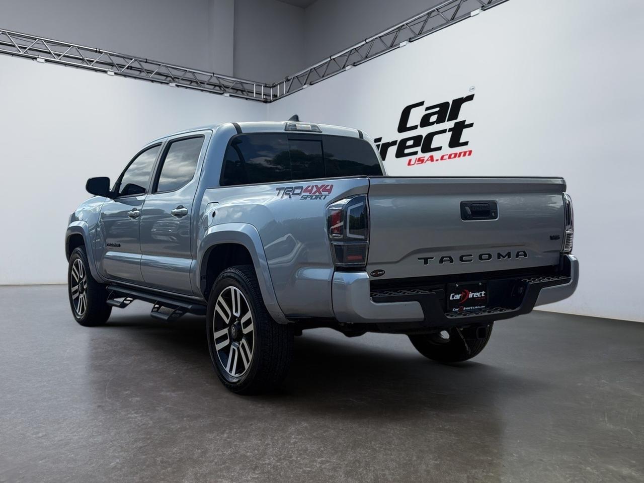 2017 Toyota Tacoma TRD Sport, POWER REAR SLIDING WINDOW, TUBULAR RUNNING BOARDS, PUSH BUTTON START, BLUETOOTH, NAVIGATION, BED LINER, VIRGINIA OWNED, LOW MILES, TAKE HOME THIS TACOMA! Virginia Beach VA