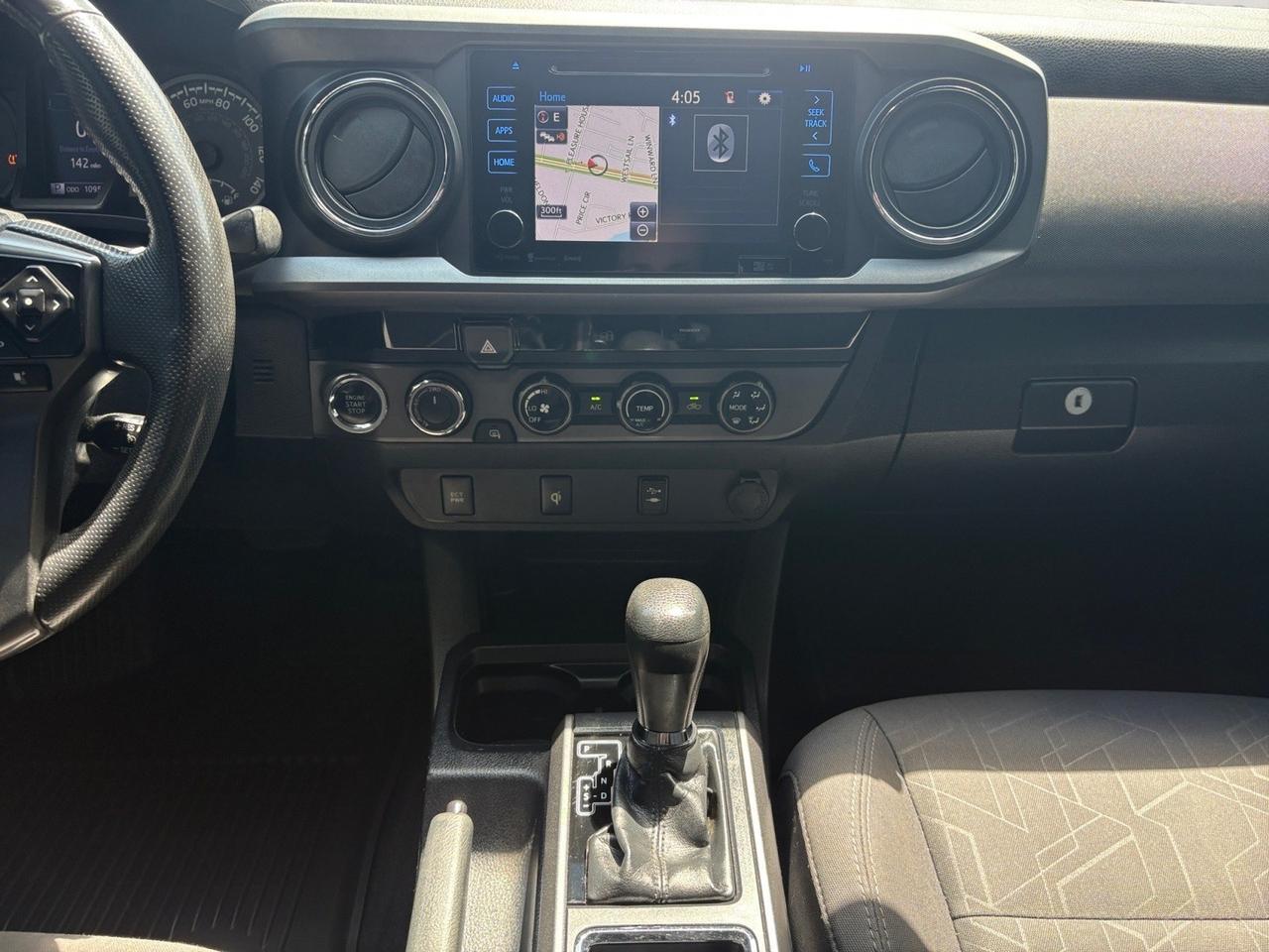 2017 Toyota Tacoma TRD Sport, POWER REAR SLIDING WINDOW, TUBULAR RUNNING BOARDS, PUSH BUTTON START, BLUETOOTH, NAVIGATION, BED LINER, VIRGINIA OWNED, LOW MILES, TAKE HOME THIS TACOMA! Virginia Beach VA