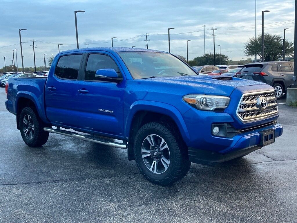 2017 Toyota Tacoma TRD Sport