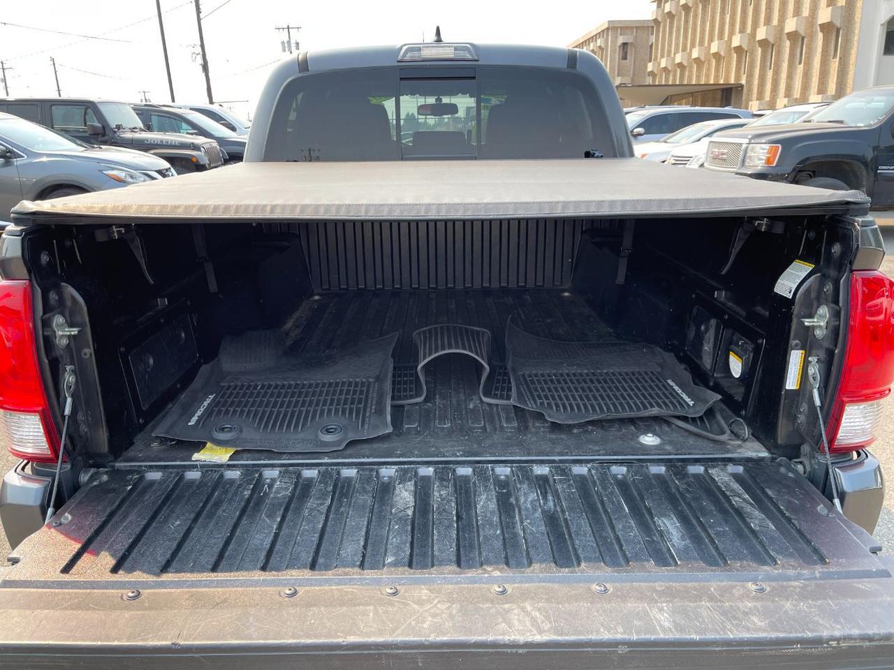 2017 Toyota Tacoma sr5 Hayden, ID