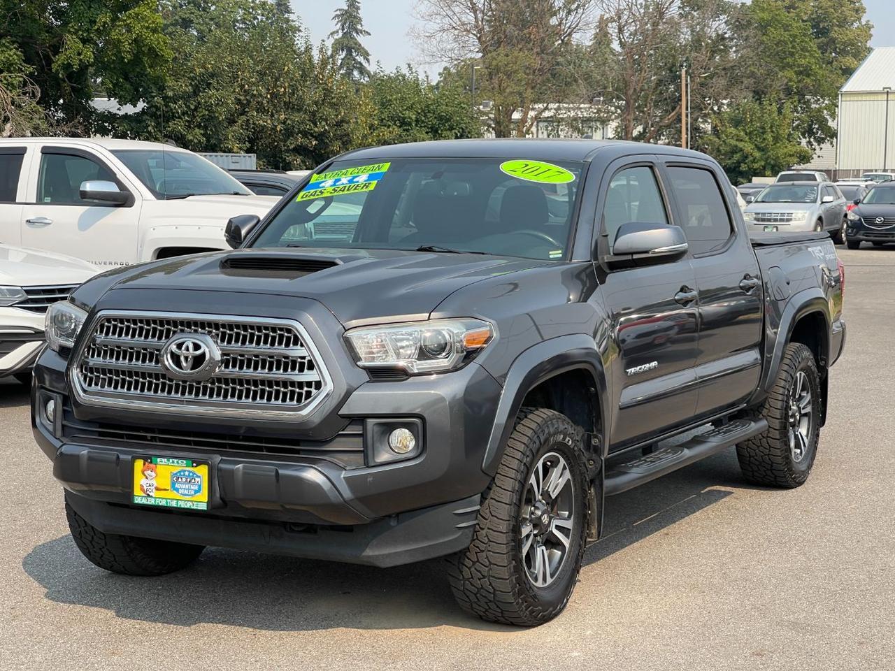 2017 Toyota Tacoma sr5 Hayden, ID