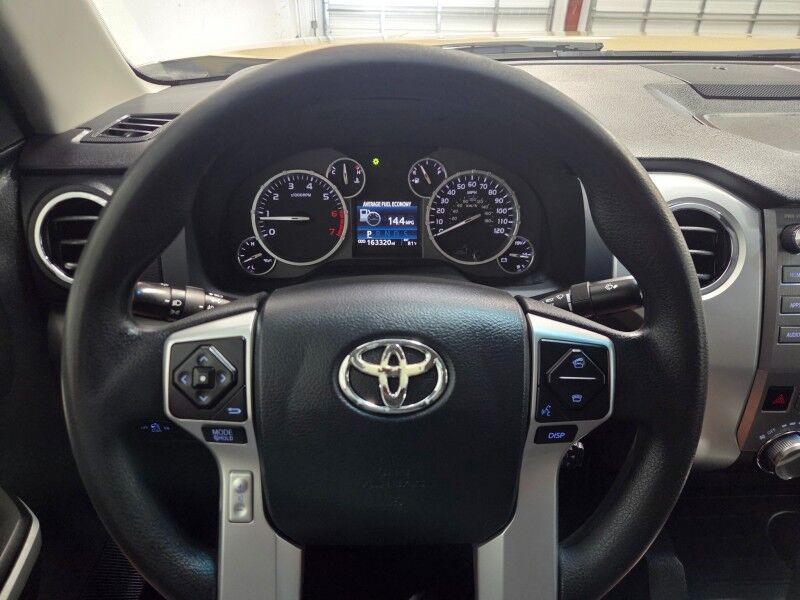2017 Toyota Tundra 2WD SR5 Crew Max 5.7L V8 FREE WARRANTY Arlington TX
