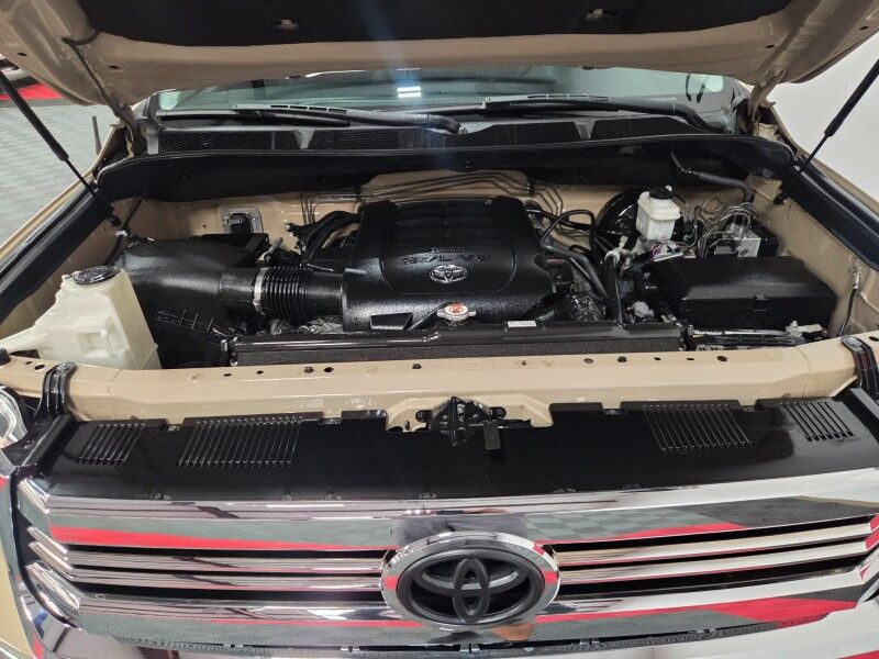 2017 Toyota Tundra 2WD SR5 Crew Max 5.7L V8 FREE WARRANTY Arlington TX