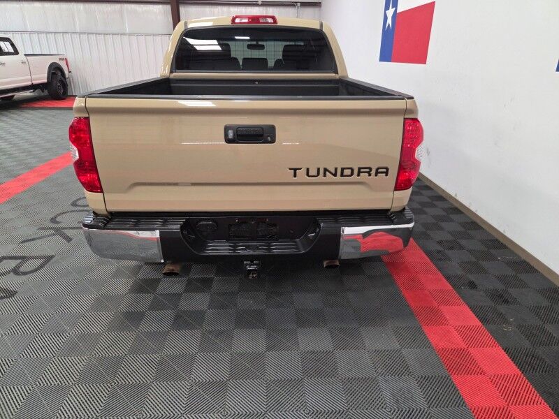 2017 Toyota Tundra 2WD SR5 Crew Max 5.7L V8 FREE WARRANTY Arlington TX