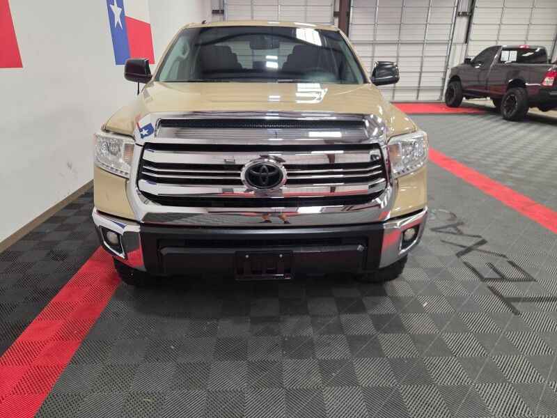 2017 Toyota Tundra 2WD SR5 Crew Max 5.7L V8 FREE WARRANTY Arlington TX