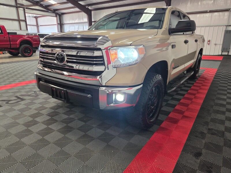 2017 Toyota Tundra 2WD SR5 Crew Max 5.7L V8 FREE WARRANTY Arlington TX