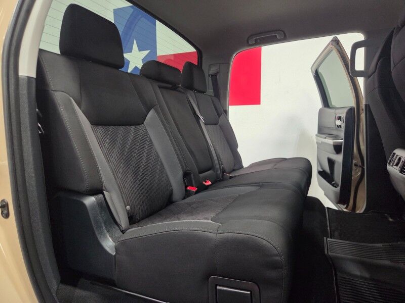 2017 Toyota Tundra 2WD SR5 Crew Max 5.7L V8 FREE WARRANTY Arlington TX