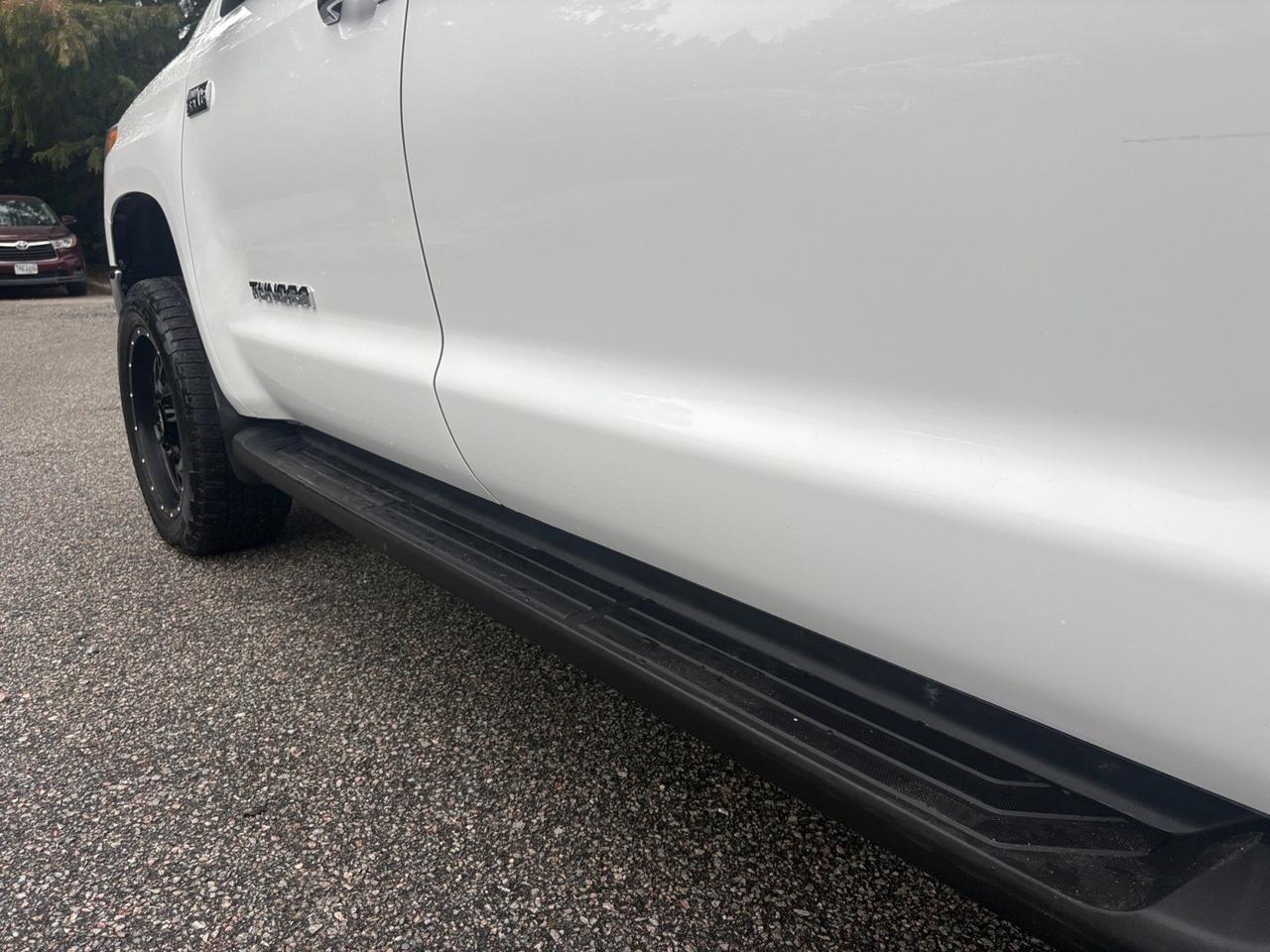 2017 Toyota Tundra 4WD Limited, CUSTOM ULTRA MOTORSPORTS WHEELS, SUNROOF, RUNNING BOARDS, REAR POWER SLIDING WINDOW, TOW PACKAGE, BACKUP CAMERA, BLIND SPOT ALERT, NAVIGATION, LOW MILES, ONLY 1 OWNER, TAKE HOME THIS TOYOTA TODAY! Virginia Beach VA