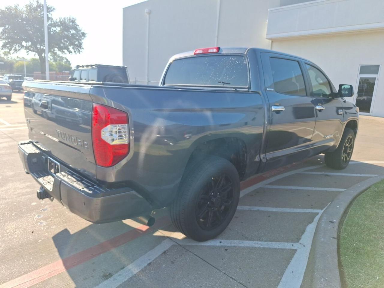 2017 Toyota Tundra 4WD Limited Hurst TX