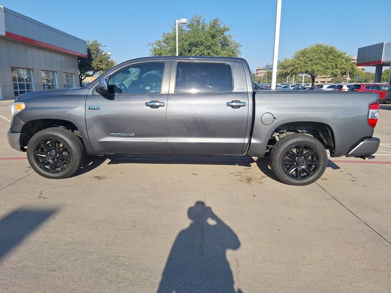 2017 Toyota Tundra 4WD Limited Hurst TX