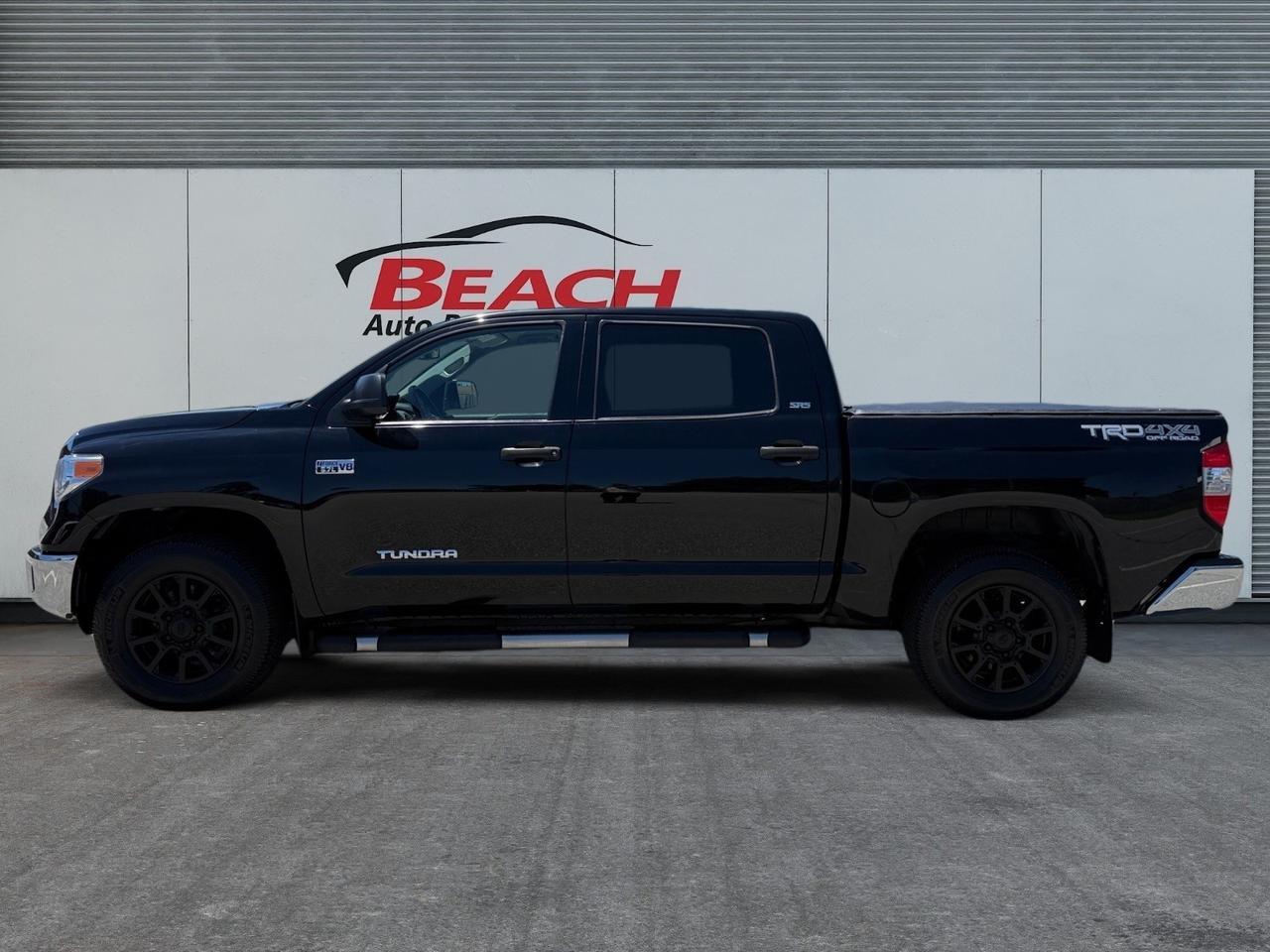 2017 Toyota Tundra 4WD SR5, BLUETOOTH, BED LINER, TOW PACKAGE, TONNEAU COVER, BACKUP CAMERA, POWER MIRRORS, KEYLESS ENTRY, ONLY 1 ONWER, SUPER RELIABLE! Norfolk VA