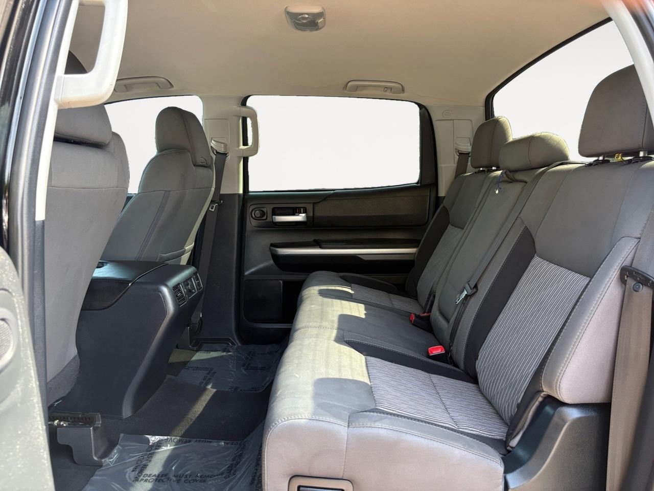 2017 Toyota Tundra 4WD SR5, REAR TAILGATE STEP, POWER REAR SLIDING WINDOW, TOW PACKAGE, BED LINER, RUNNING BOARDS BLUETOOTH, LOW MILEAGE, TAKE THIS TUNDRA HOME! Virginia Beach VA