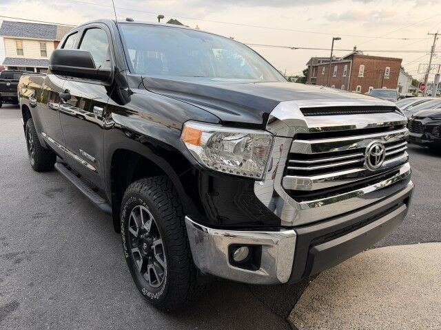 2017 Toyota Tundra 4WD SR5