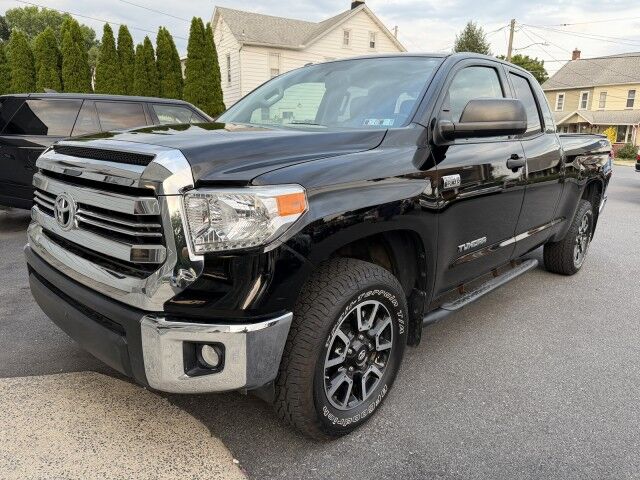 2017 Toyota Tundra 4WD SR5