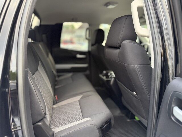 2017 Toyota Tundra 4WD SR5 Whitehall PA