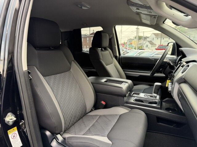 2017 Toyota Tundra 4WD SR5 Whitehall PA