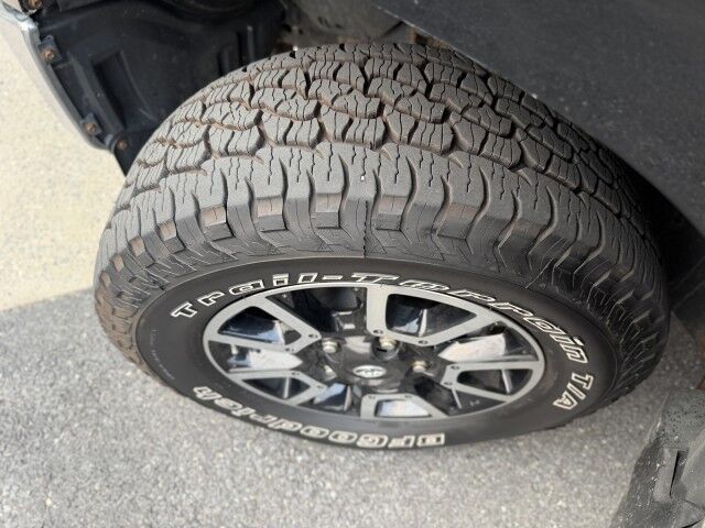2017 Toyota Tundra 4WD SR5 Whitehall PA