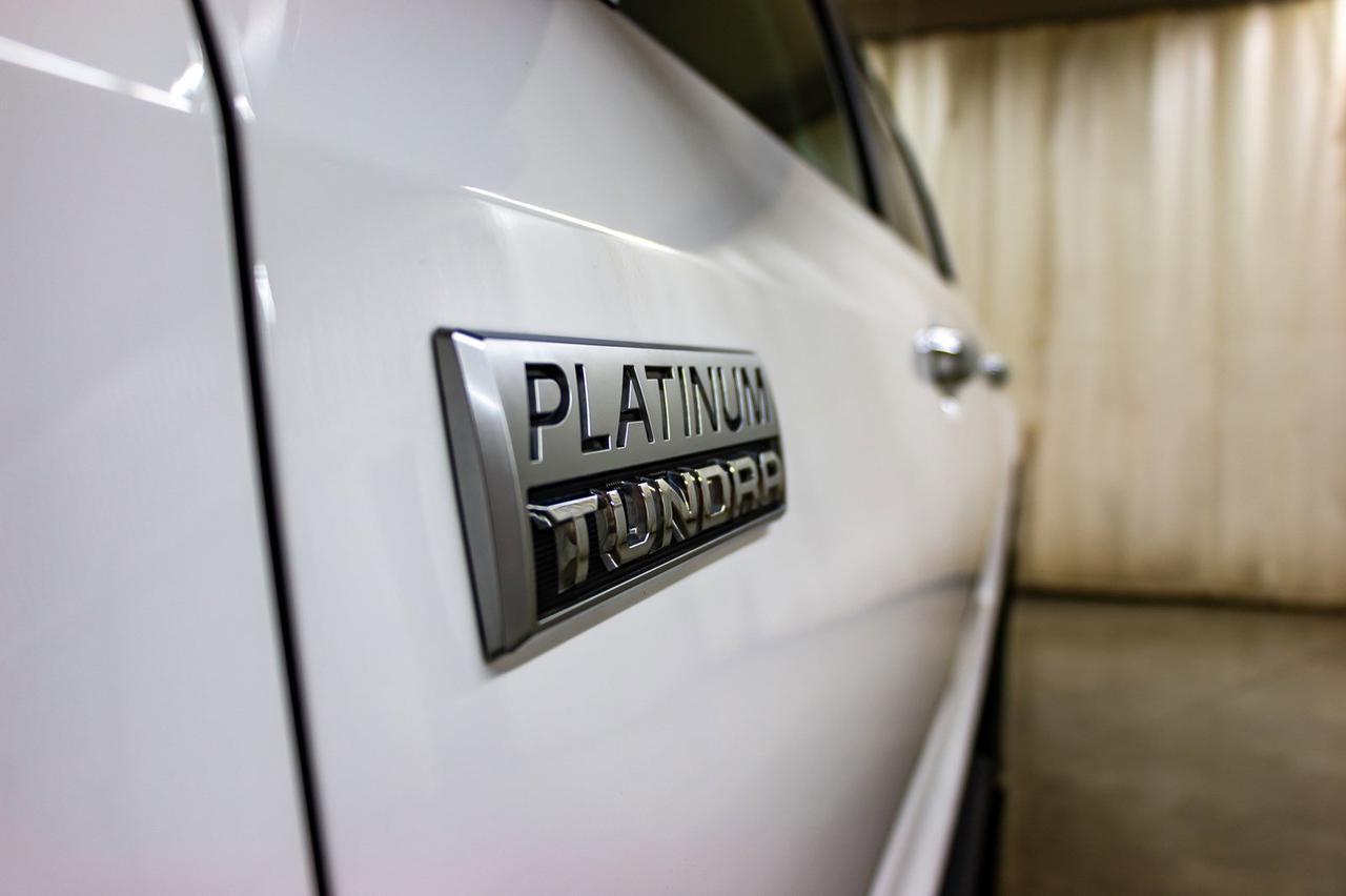 2017 Toyota Tundra 4x4 Crew Cab Platinum Leather Roof Nav Red Deer AB