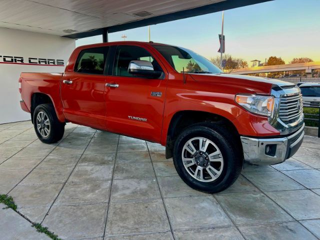 2017 Toyota Tundra Limited 5.7L FFV CrewMax 4WD Houston TX