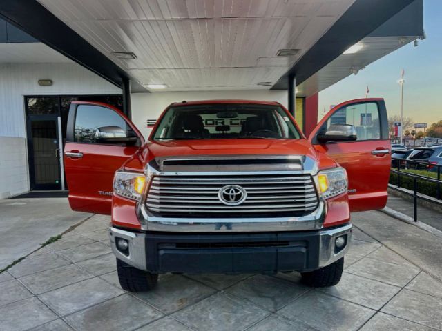 2017 Toyota Tundra Limited 5.7L FFV CrewMax 4WD Houston TX