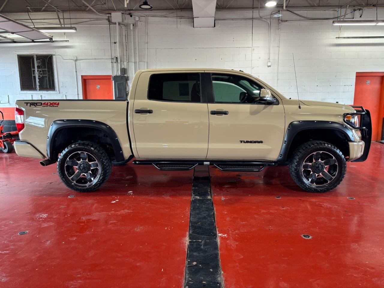 2017 Toyota Tundra Limited 5.7L V8