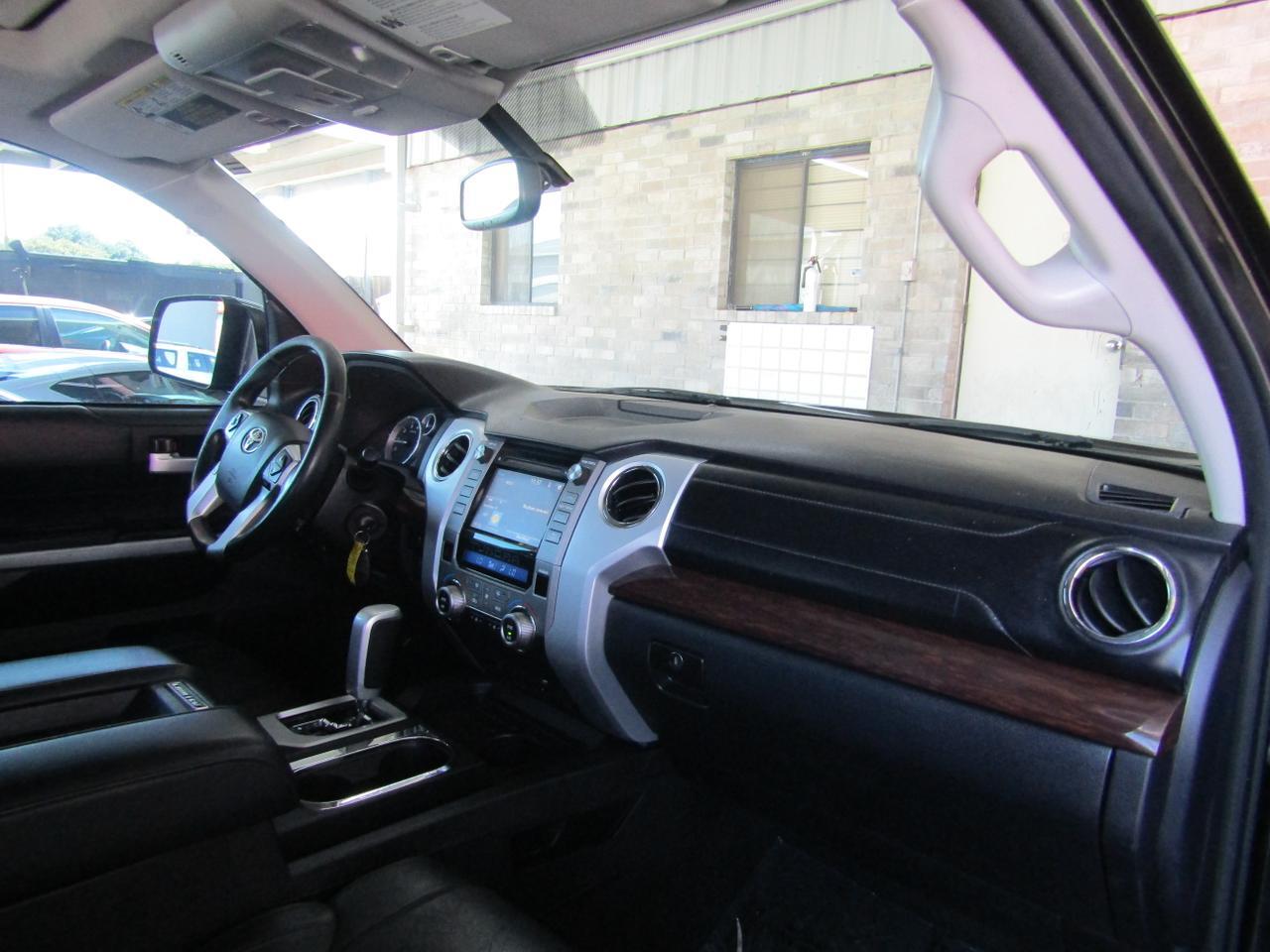 2017 Toyota Tundra Limited CrewMax 5.5 Bed 5.7L FFV (SE) Grand Prairie TX