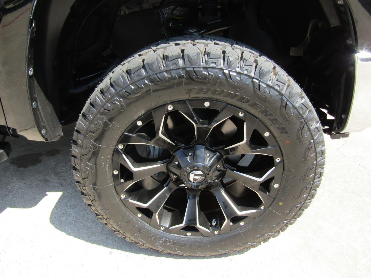 2017 Toyota Tundra Limited CrewMax 5.5 Bed 5.7L FFV (SE) Grand Prairie TX