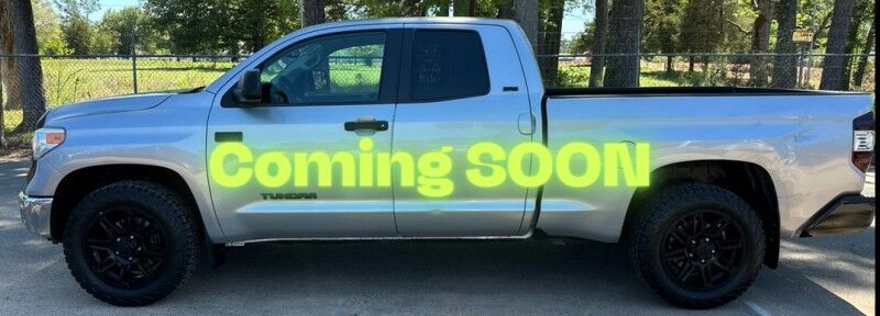 2017 Toyota Tundra SR5 COMING SOON 4WD 5.7L V8 1 Texas Owner Black Wheels New Tires