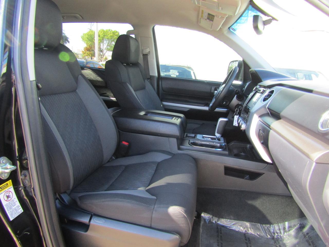 2017 Toyota Tundra SR5 CrewMax 5.5 Bed 5.7L FFV (Natl) Grand Prairie TX