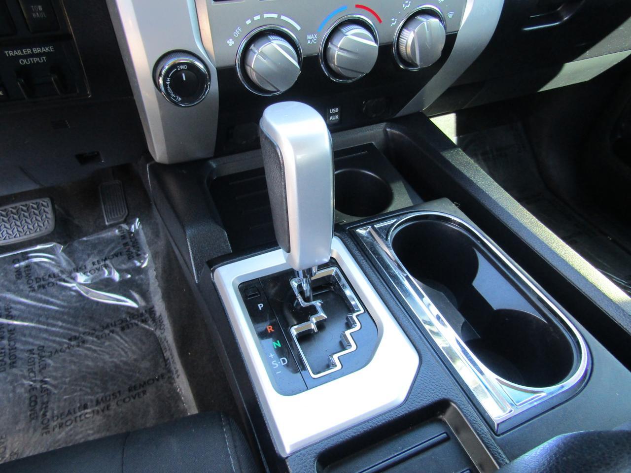 2017 Toyota Tundra SR5 CrewMax 5.5 Bed 5.7L FFV (Natl) Grand Prairie TX