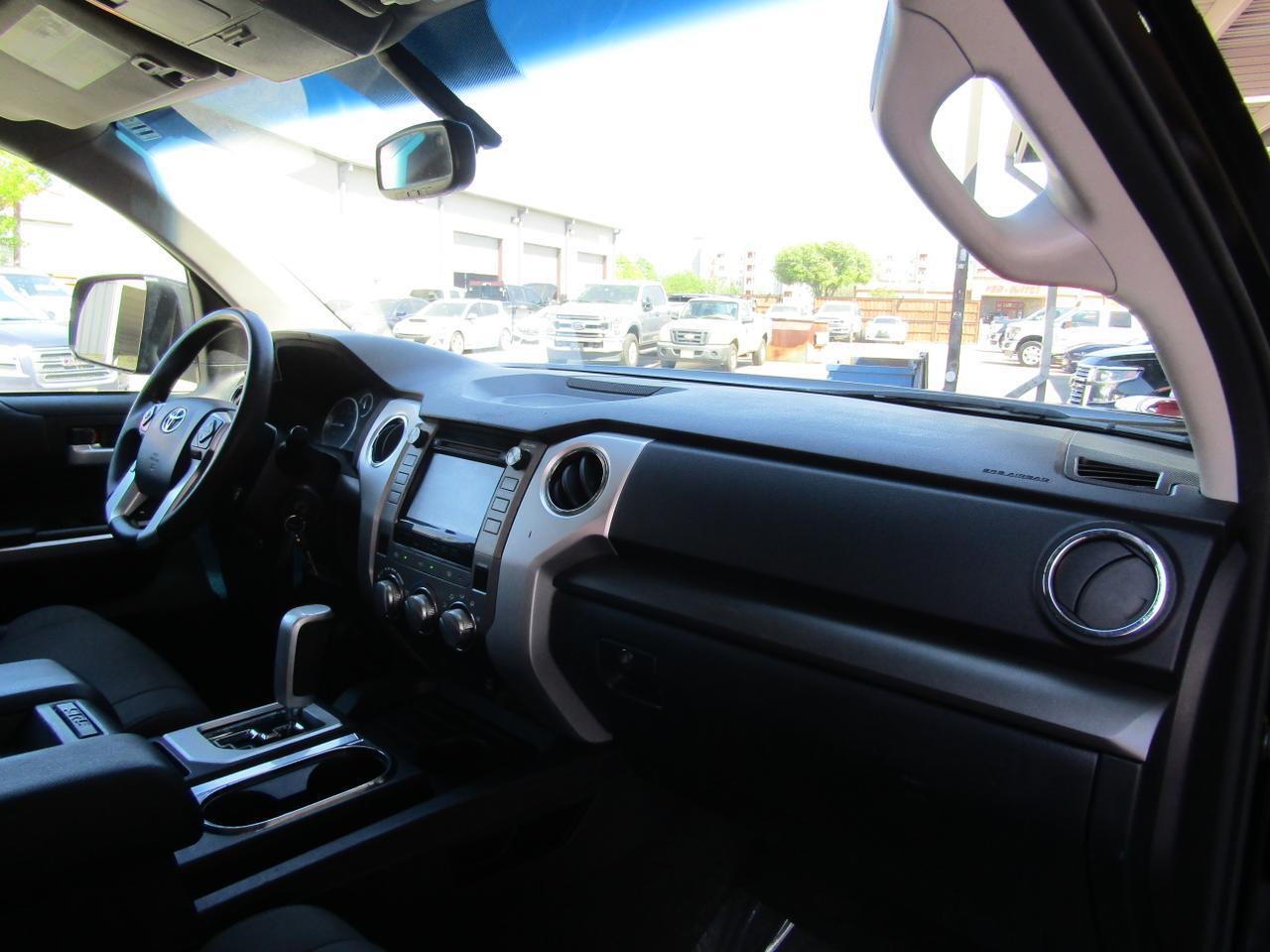 2017 Toyota Tundra SR5 CrewMax 5.5 Bed 5.7L FFV (Natl) Grand Prairie TX