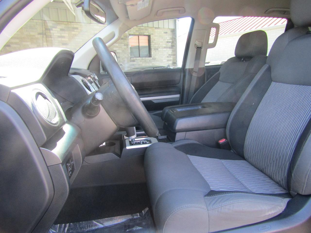 2017 Toyota Tundra SR5 CrewMax 5.5 Bed 5.7L FFV (Natl) Grand Prairie TX