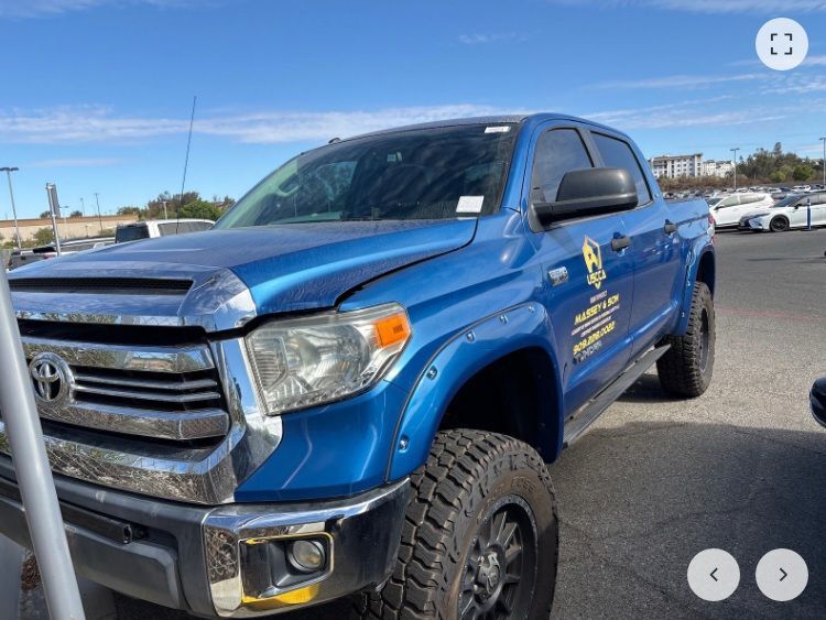 2017 Toyota Tundra SR5