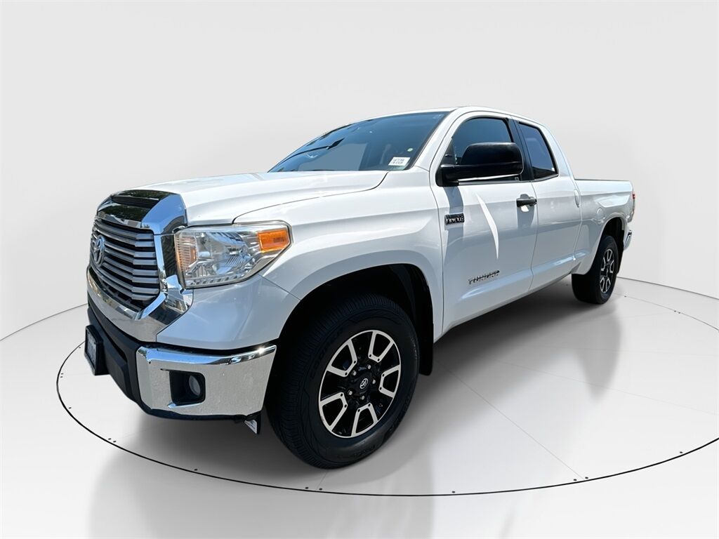 2017 Toyota Tundra SR5