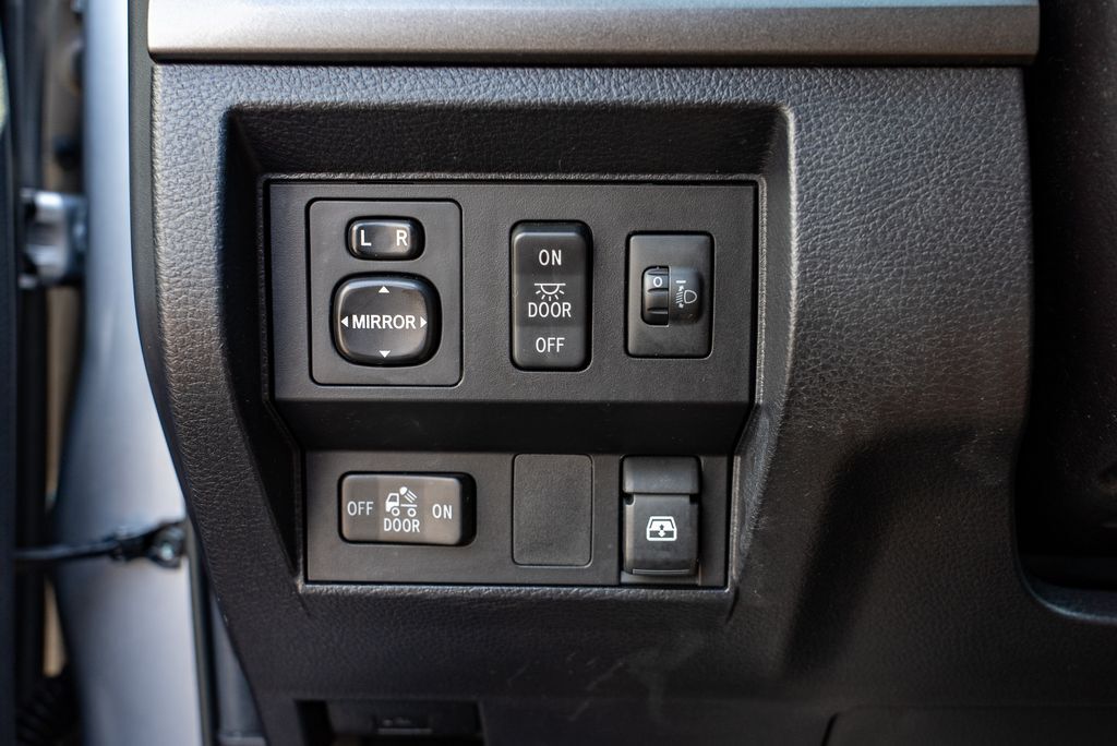 2017 Toyota Tundra SR5 Beaverton OR