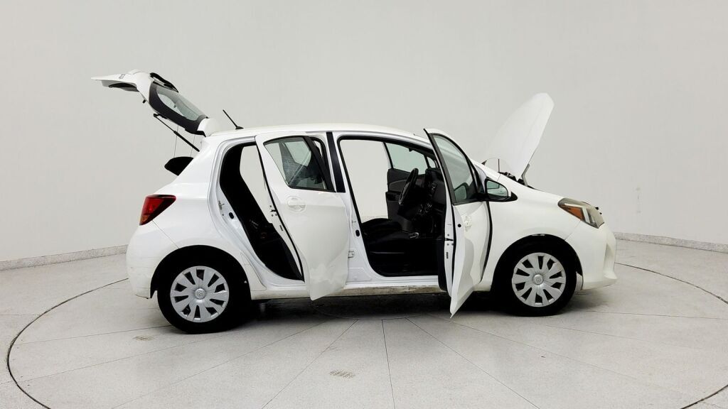 2017 Toyota Yaris L Laurel MD