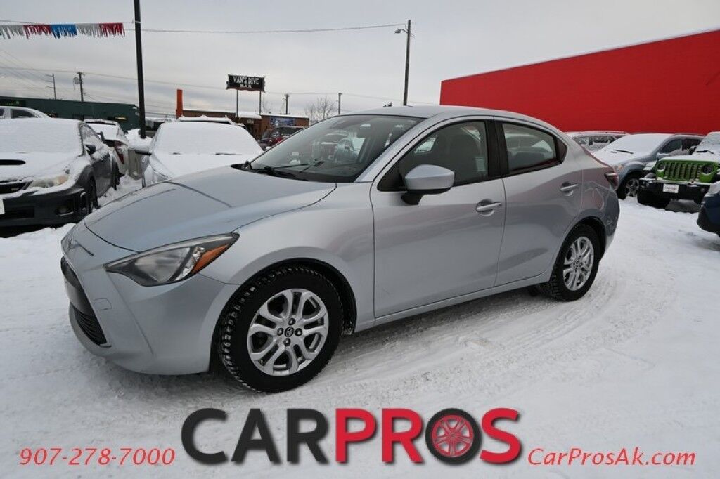 2017 Toyota Yaris iA - Push To Start w/ Keyless Entry - Power Windows & Door Locks - Bluetooth - Backup Camera