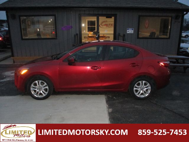 2017 Toyota Yaris iA BASE