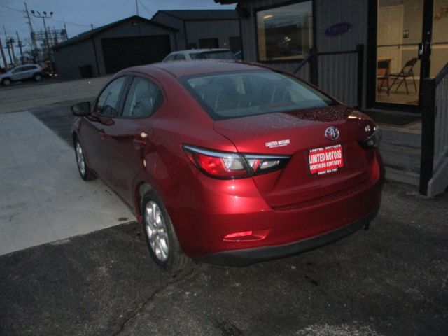 2017 Toyota Yaris iA BASE Florence KY