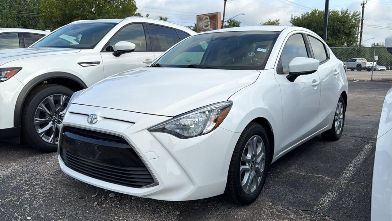 2017 Toyota Yaris iA Base