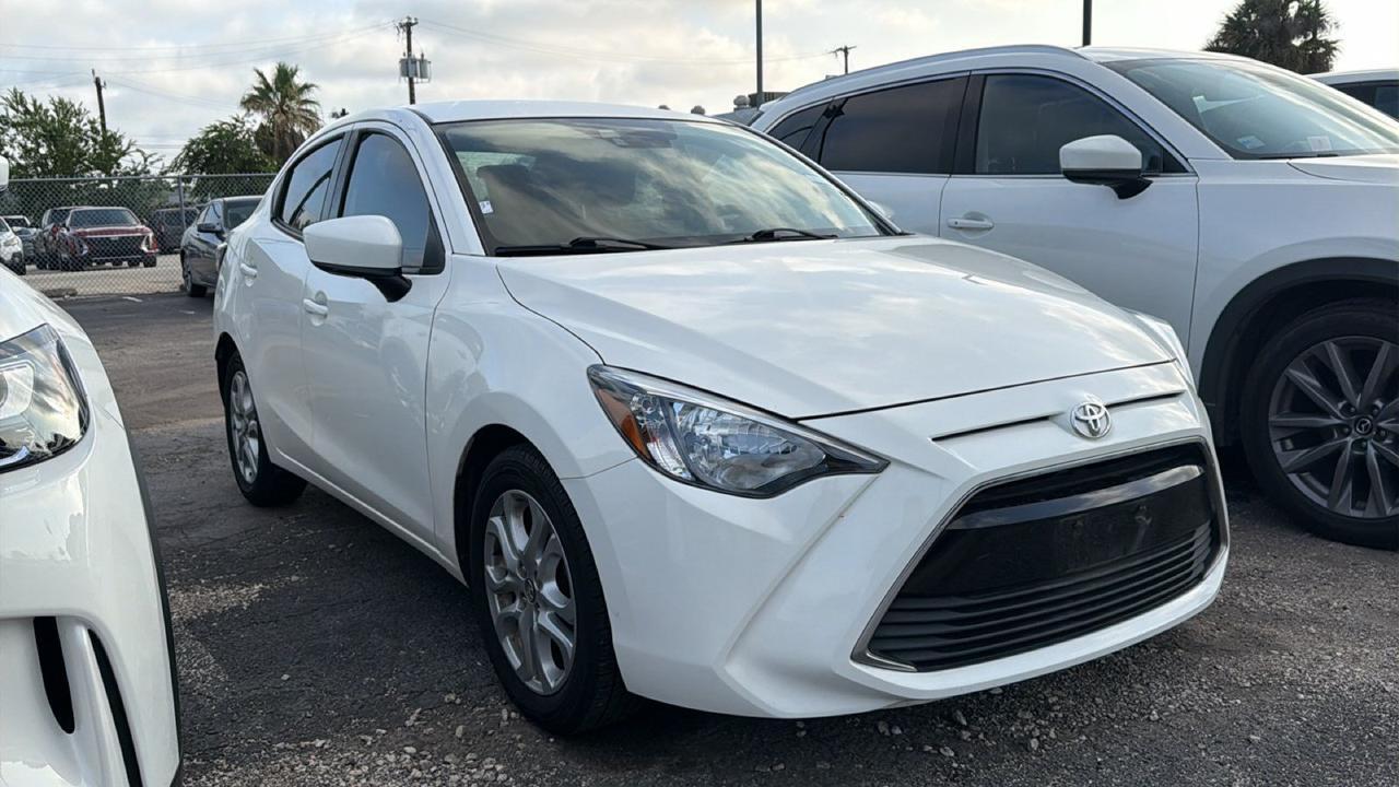 2017 Toyota Yaris iA Base
