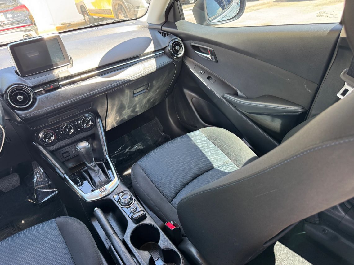 2017 Toyota Yaris iA Sedan 4D