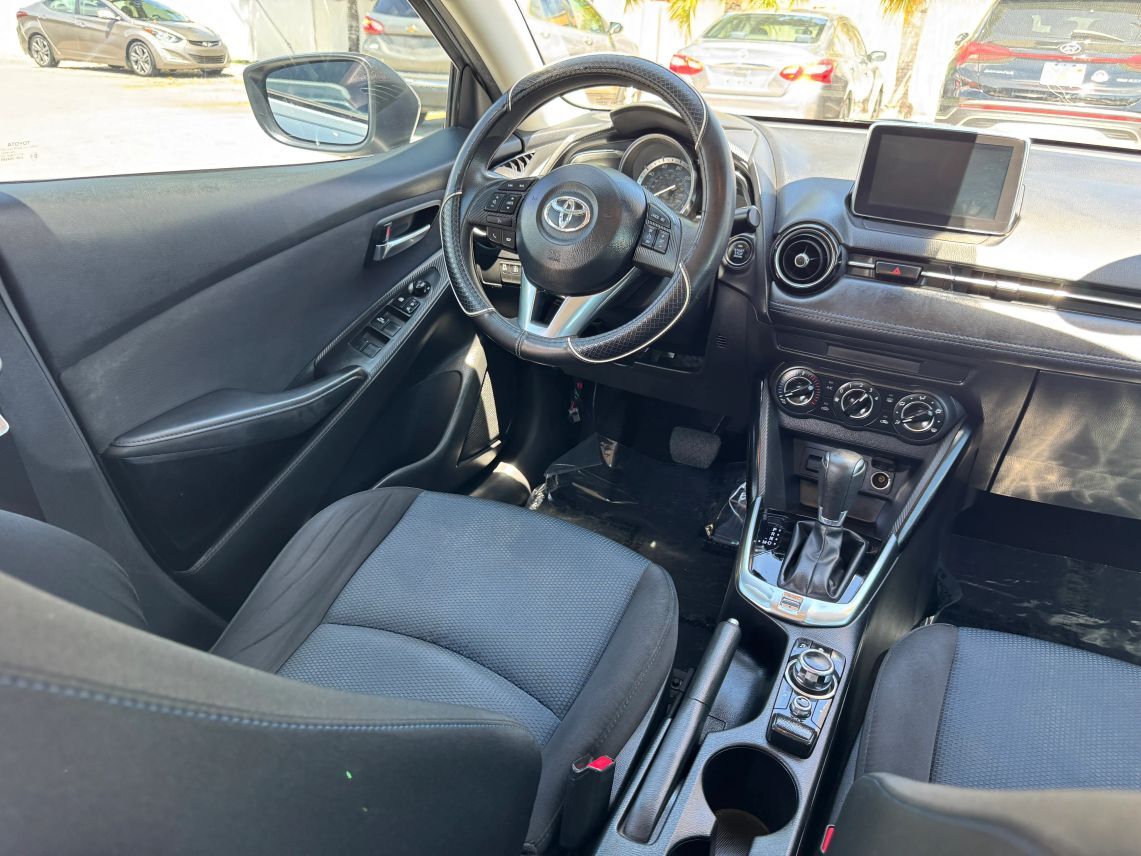 2017 Toyota Yaris iA Sedan 4D