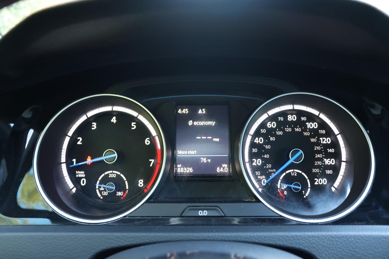 2017 VOLKSWAGEN GOLF R Houston TX