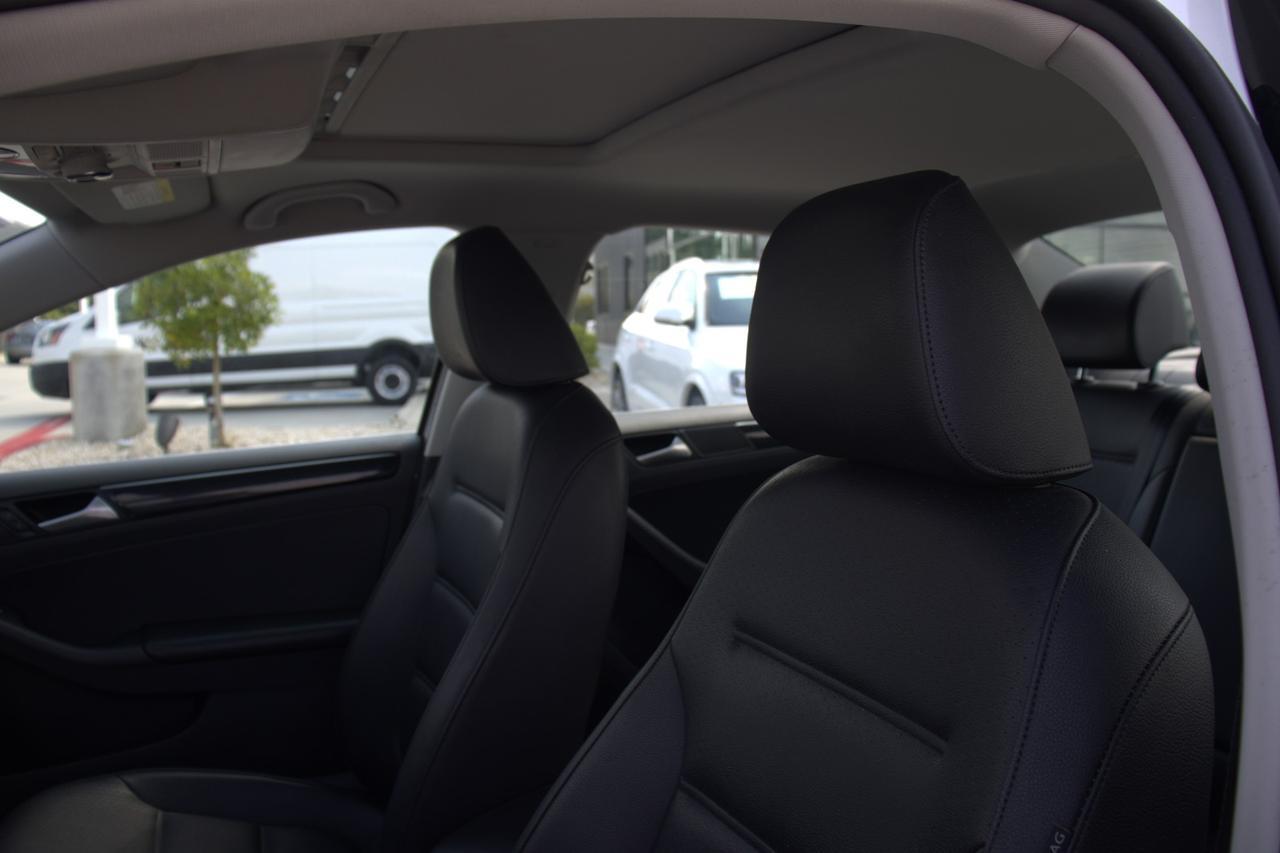 2017 VOLKSWAGEN JETTA SEL Houston TX