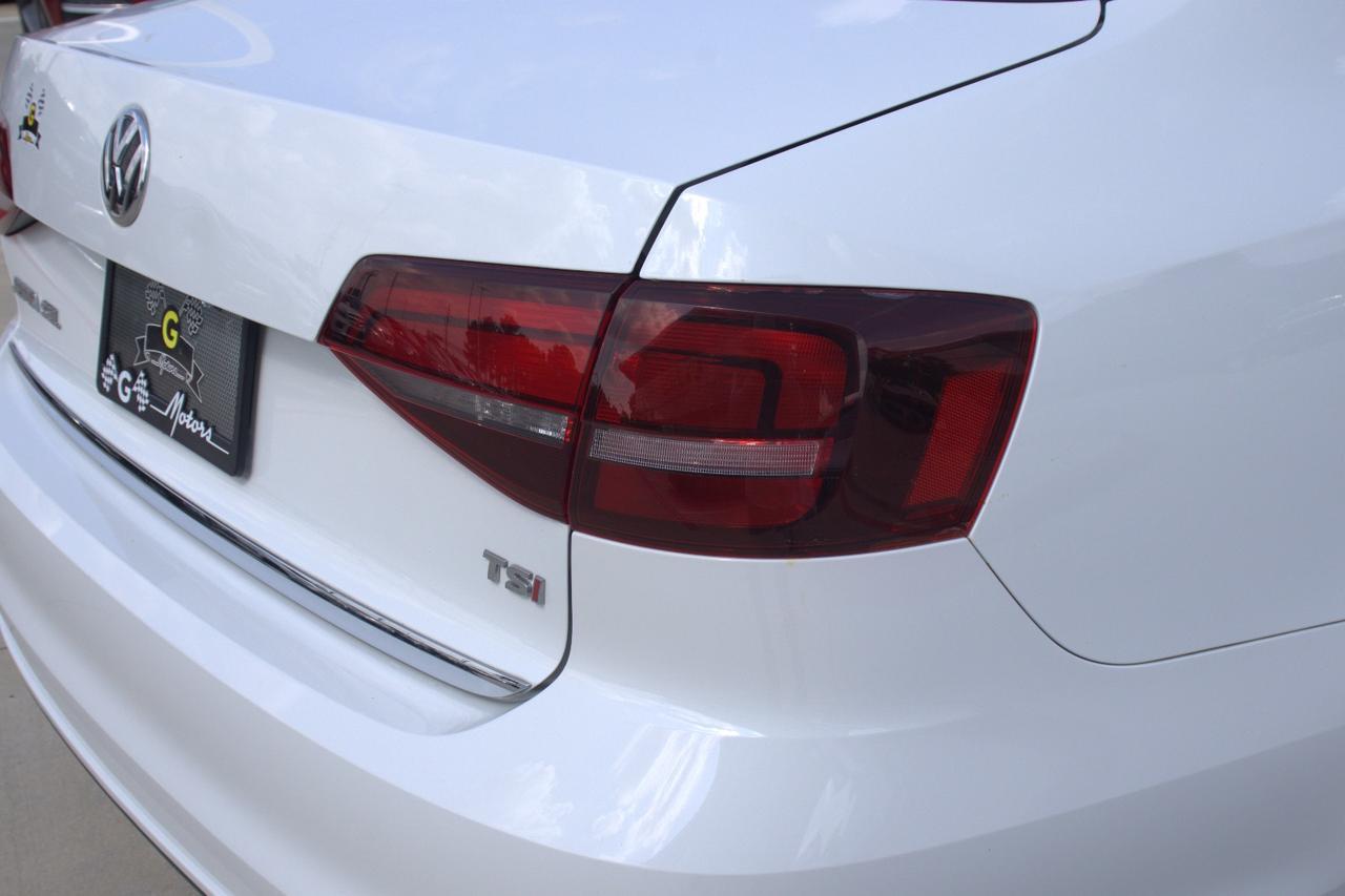 2017 VOLKSWAGEN JETTA SEL Houston TX