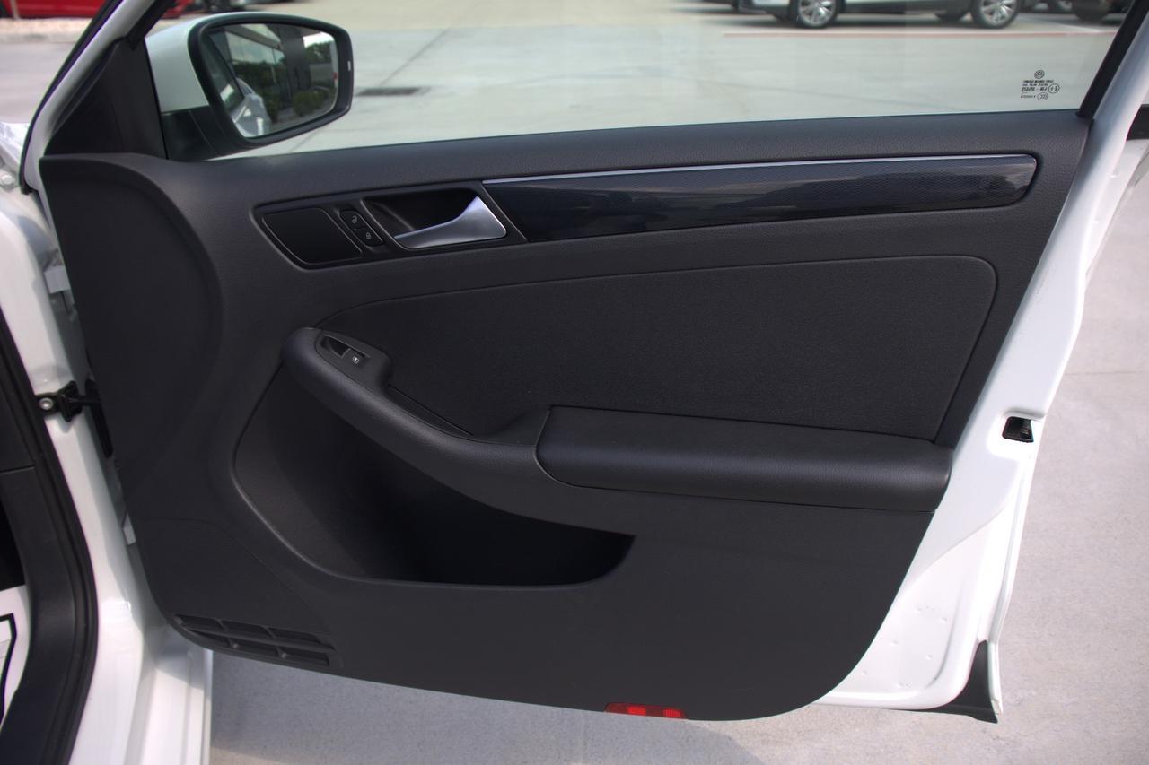 2017 VOLKSWAGEN JETTA SEL Houston TX